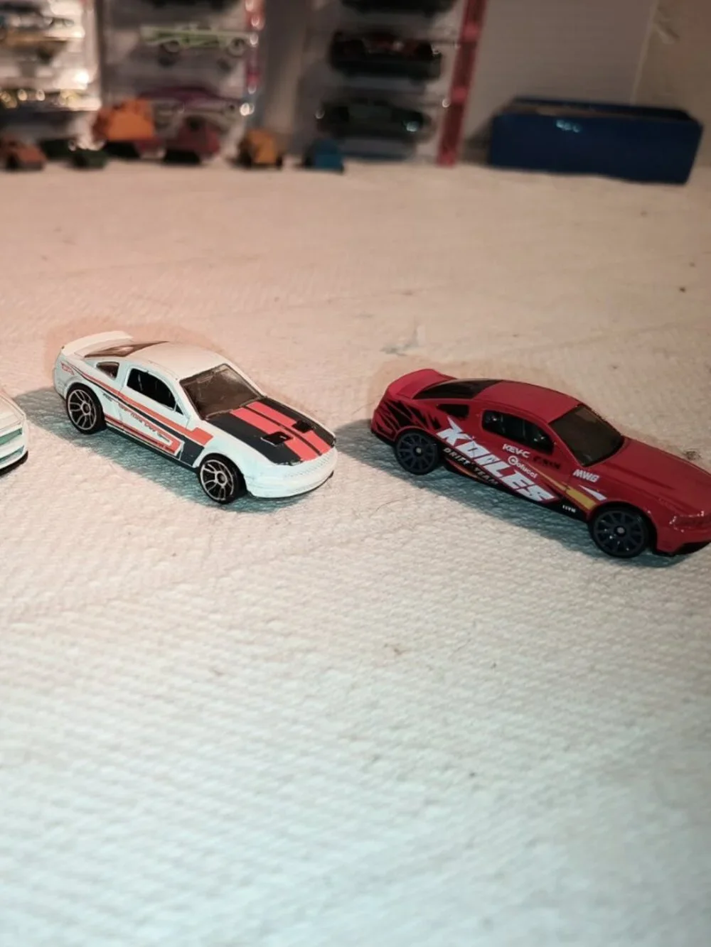 HOT WHEELS & MAISTO FORD MUSTANG/SHELBY 4-CAR DIECAST LOT